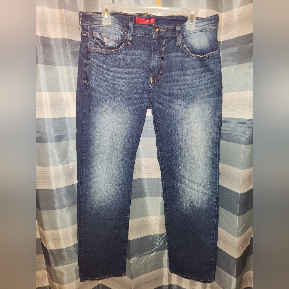 33X30 VNTG Guess Jeans, Medium Wash, Men's, Designer, Straight Leg, Y2k, 90s
